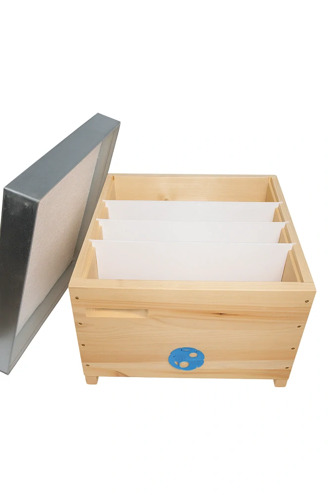 Čtyřsekční plemenáč / matečník 39×24